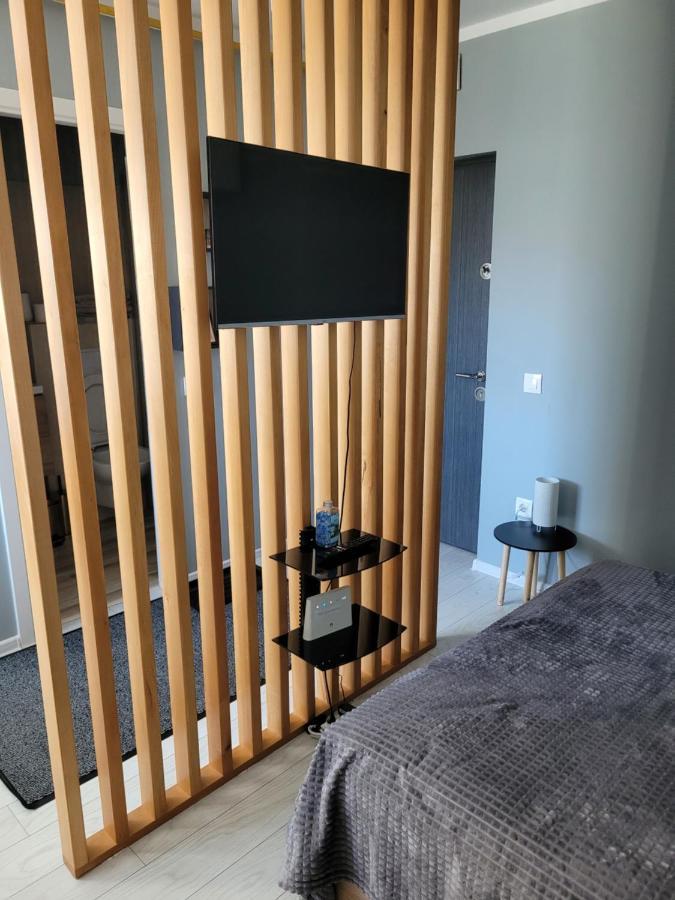 Studio Home Onesti Luaran gambar