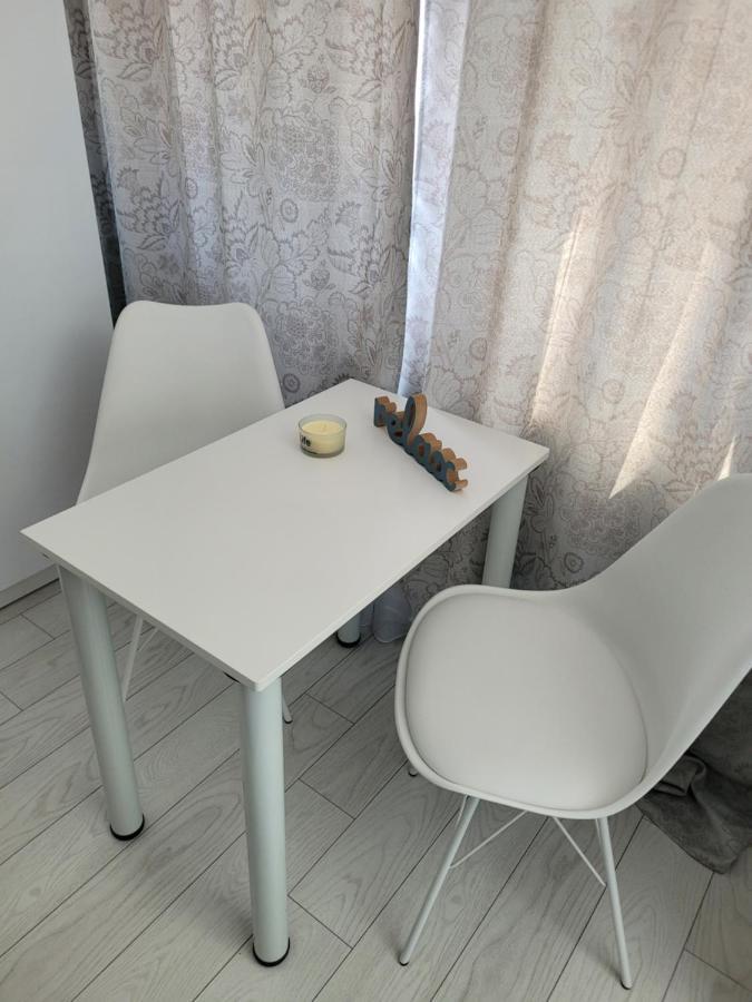 Studio Home Onesti Luaran gambar